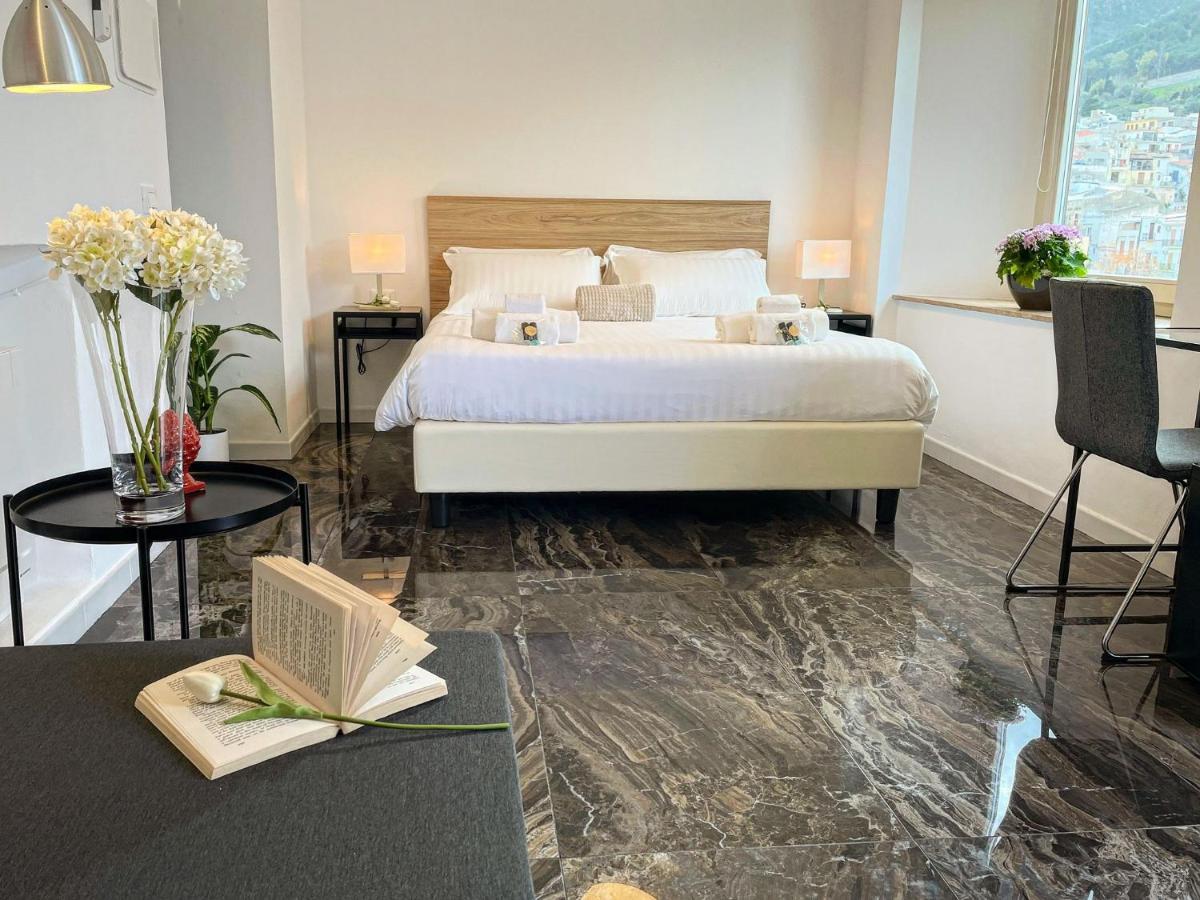 קאסטלמארה דל גולפו Suite Altamarea "Sea View Studios" מראה חיצוני תמונה