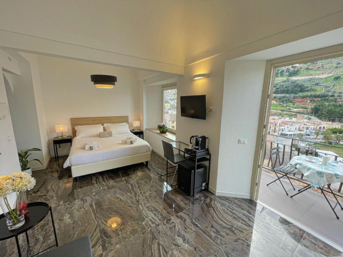 קאסטלמארה דל גולפו Suite Altamarea "Sea View Studios" מראה חיצוני תמונה