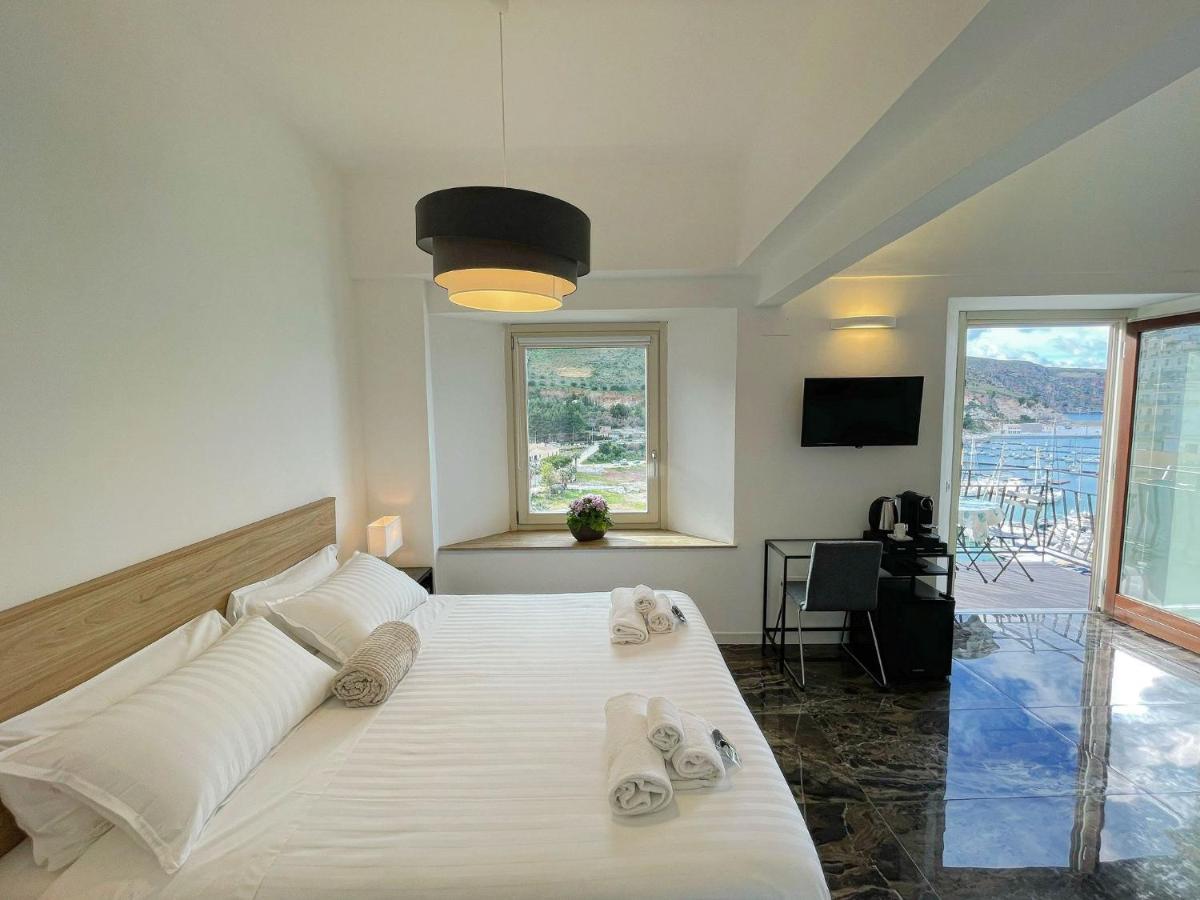 קאסטלמארה דל גולפו Suite Altamarea "Sea View Studios" מראה חיצוני תמונה