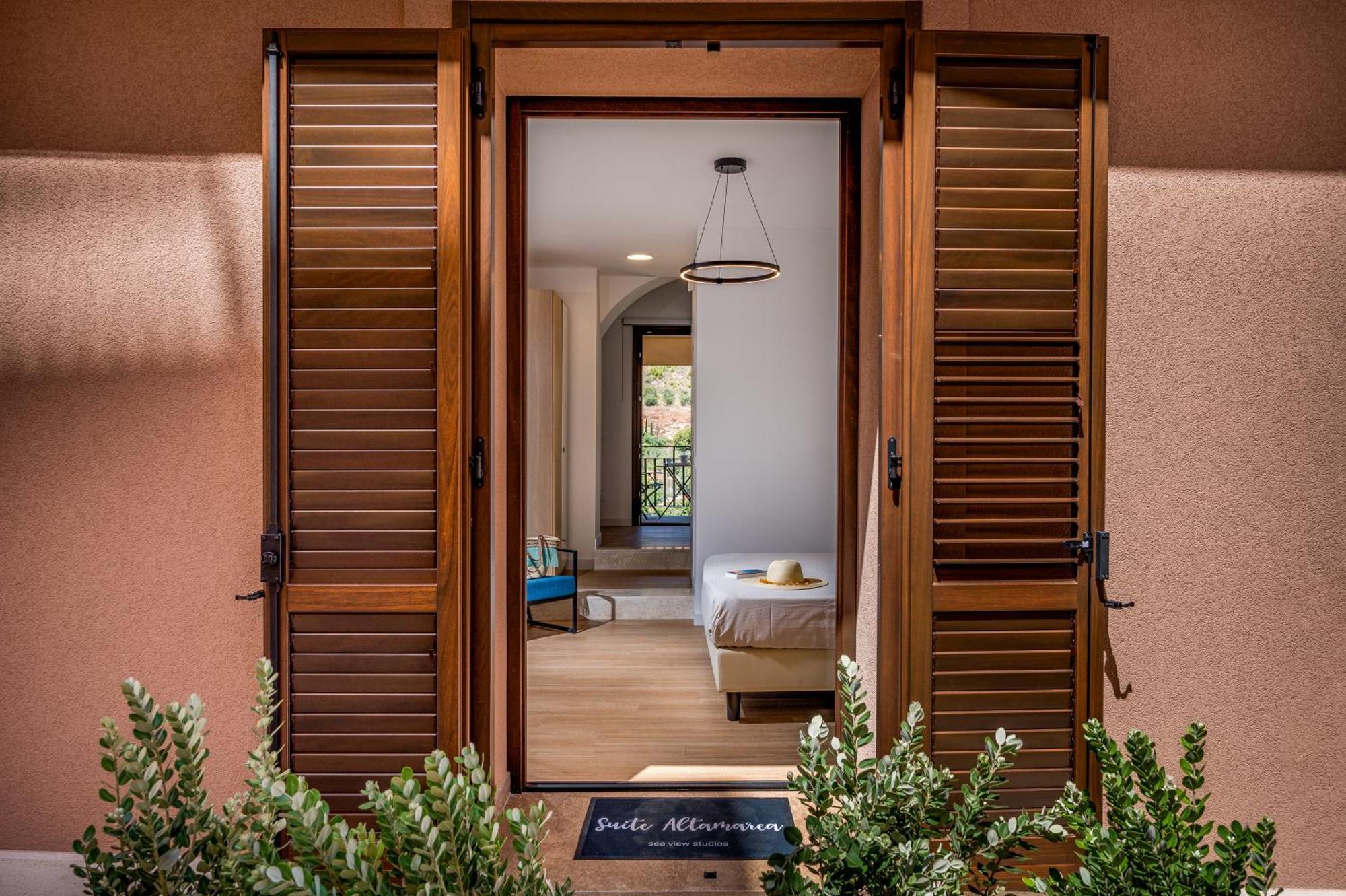 קאסטלמארה דל גולפו Suite Altamarea "Sea View Studios" מראה חיצוני תמונה